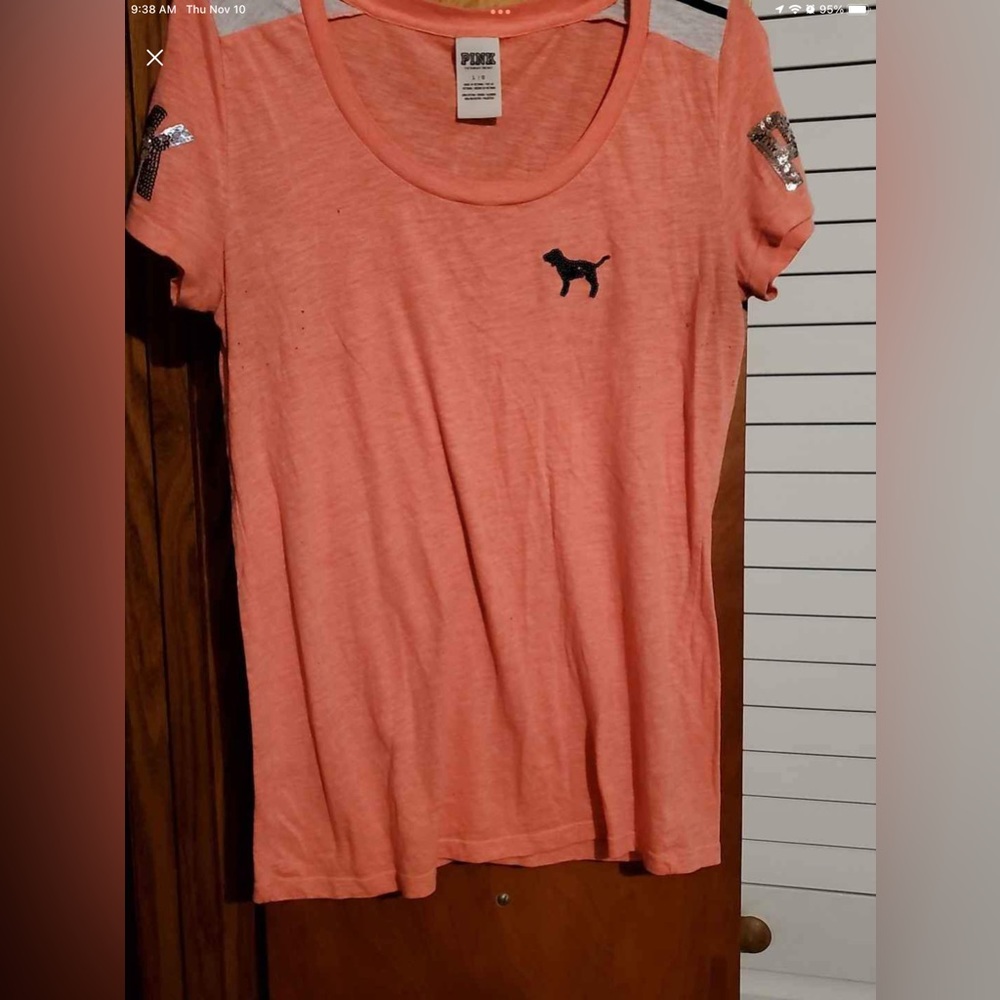 Victoria’s Secret pink tee